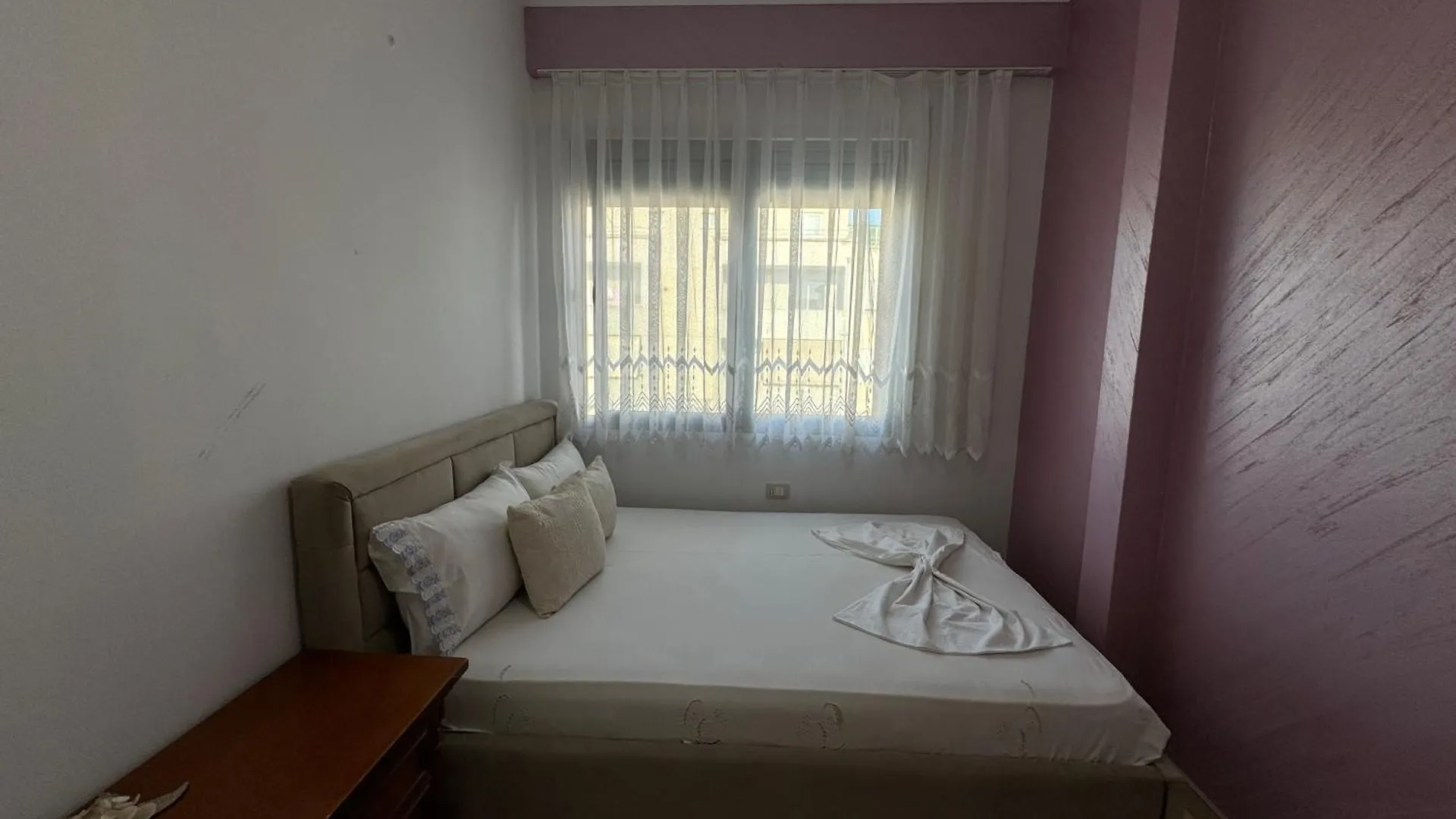 Adi'S Central Apartments Vlorë