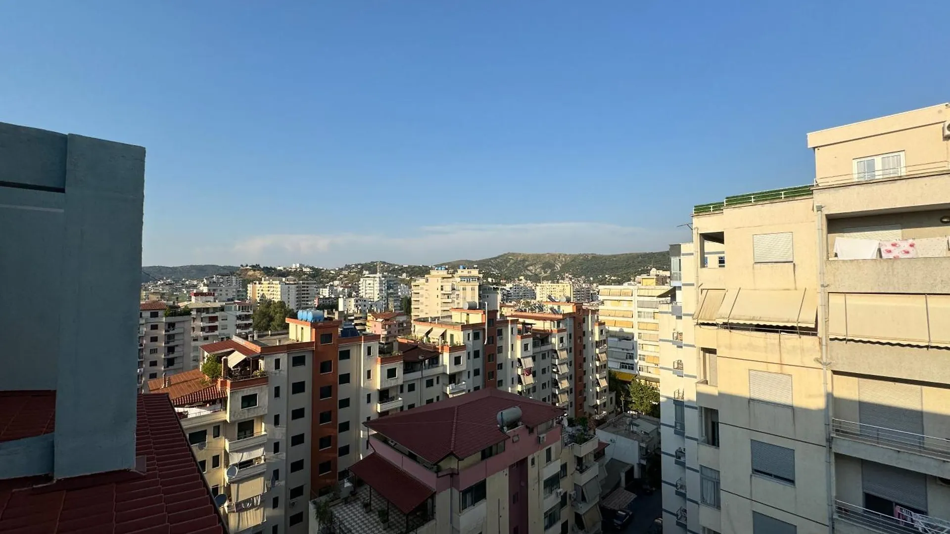 Adi'S Central Apartments Vlorë Albanië