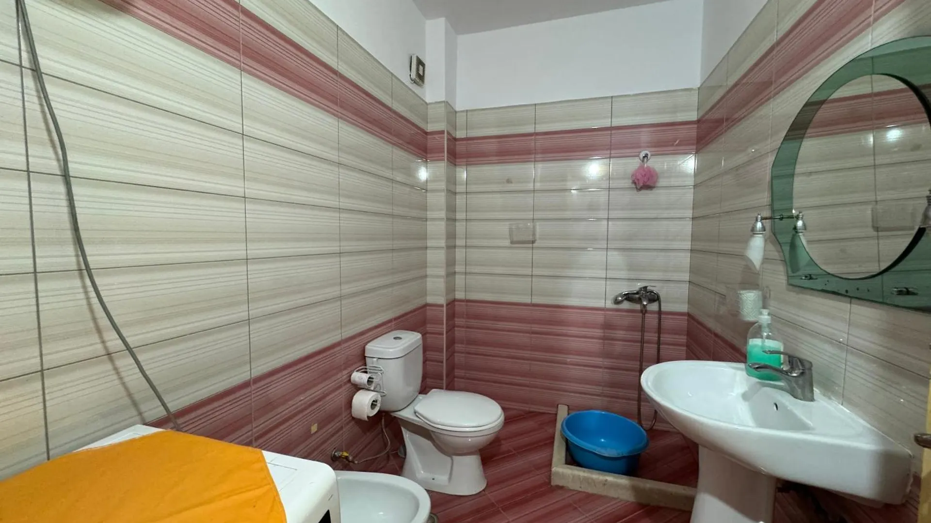 Adi'S Central Apartments Vlorë