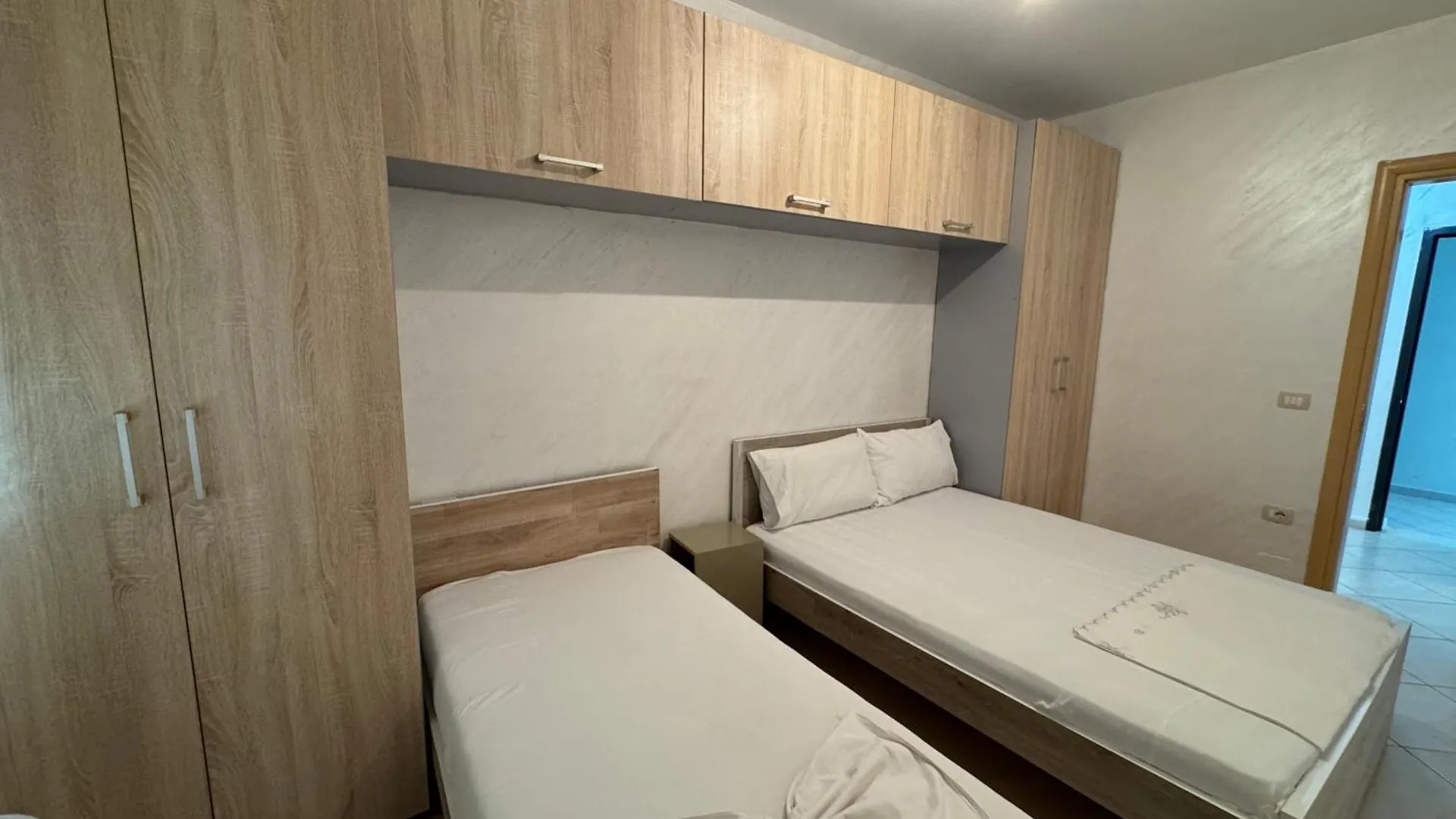 Adi'S Central Apartments Vlorë Albanië