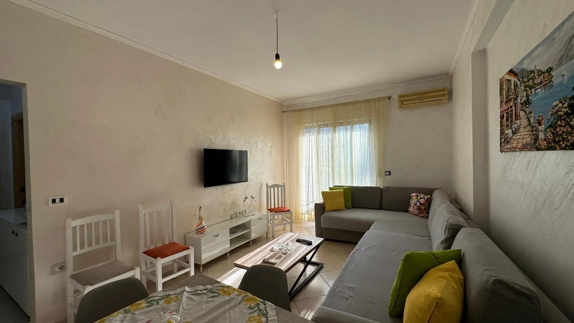 Adi'S Central Apartments Vlorë