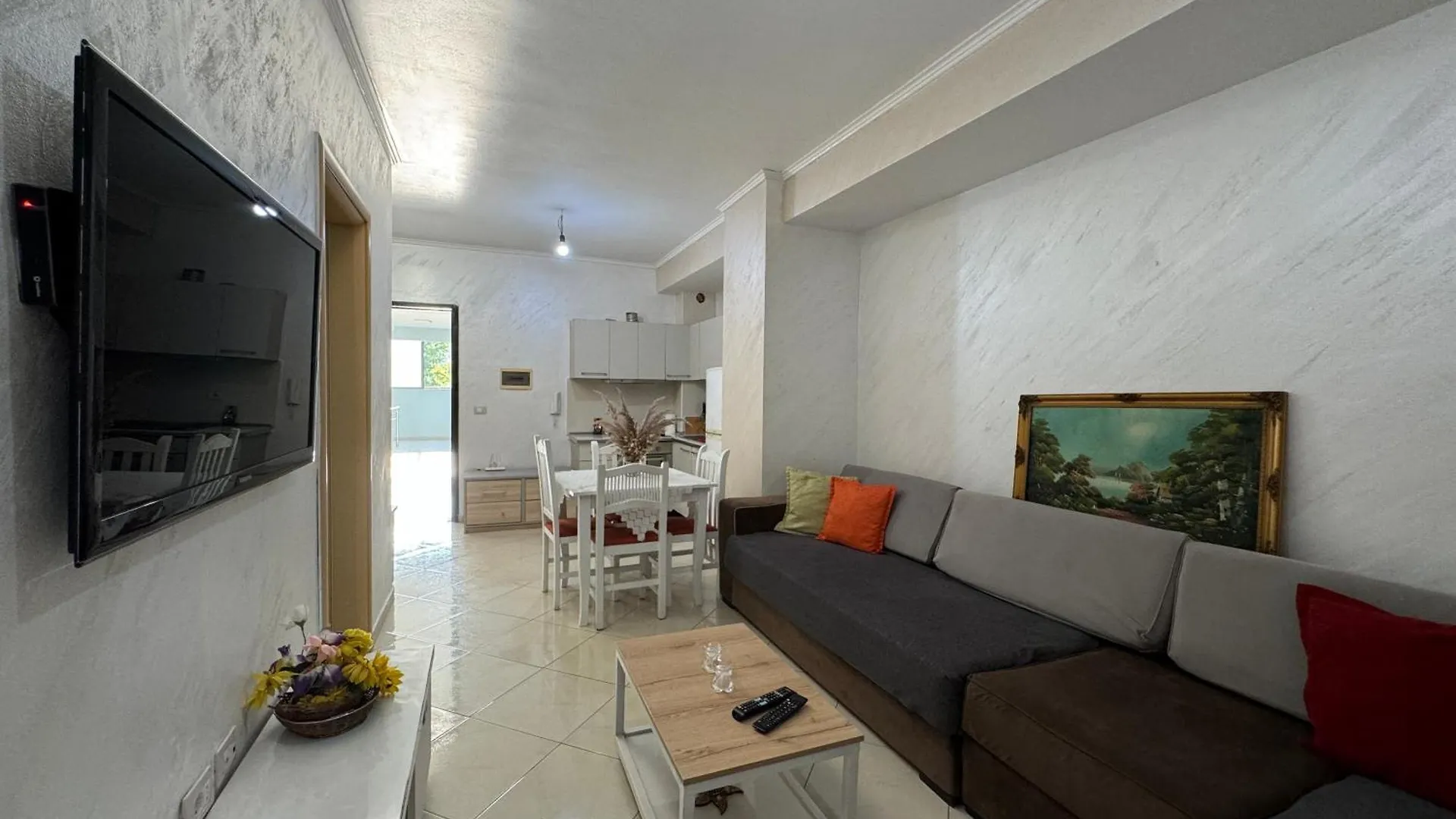 Adi'S Central Apartments Vlorë Albanië